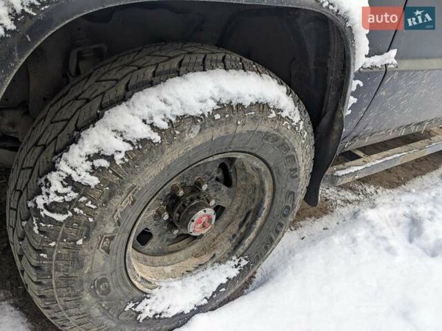 Сірий Ісузу Trooper, об'ємом двигуна 2.56 л та пробігом 280 тис. км за 5200 $, фото 13 на Automoto.ua
