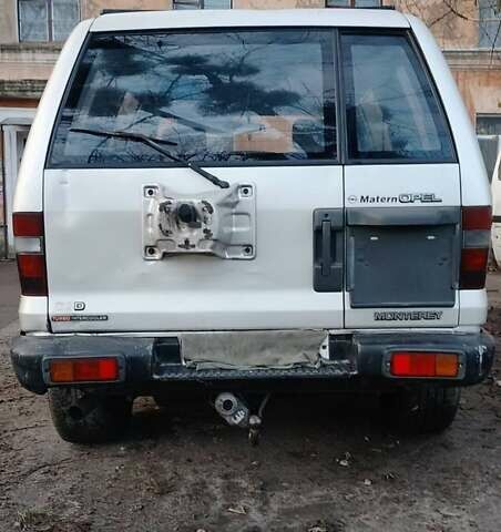 Сірий Ісузу Trooper, об'ємом двигуна 3.1 л та пробігом 265 тис. км за 4650 $, фото 2 на Automoto.ua