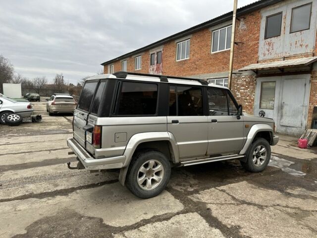 Сірий Ісузу Trooper, об'ємом двигуна 0 л та пробігом 199 тис. км за 4999 $, фото 2 на Automoto.ua