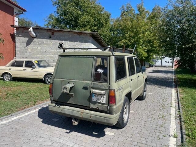 Зелений Ісузу Trooper, об'ємом двигуна 0 л та пробігом 300 тис. км за 2000 $, фото 3 на Automoto.ua