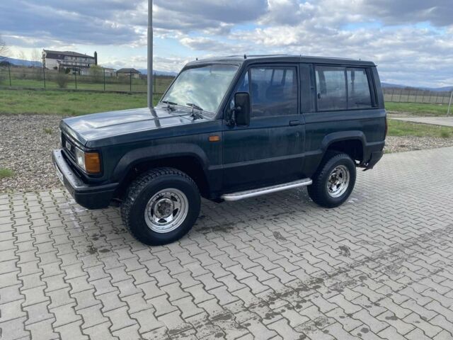 Зелений Ісузу Trooper, об'ємом двигуна 2.3 л та пробігом 200 тис. км за 3300 $, фото 6 на Automoto.ua