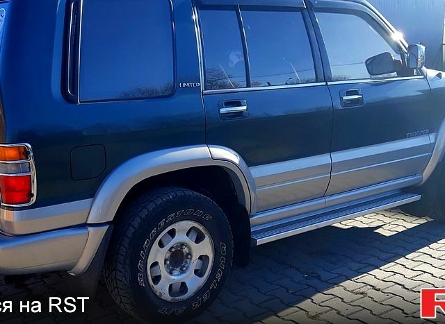 Зелений Ісузу Trooper, об'ємом двигуна 2.6 л та пробігом 300 тис. км за 7000 $, фото 4 на Automoto.ua
