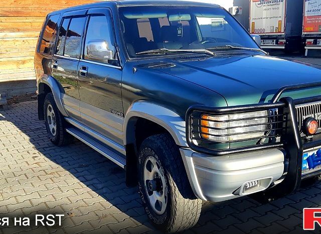 Зелений Ісузу Trooper, об'ємом двигуна 2.6 л та пробігом 300 тис. км за 7000 $, фото 5 на Automoto.ua