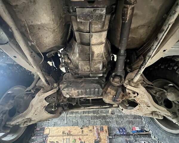 Зелений Ісузу Trooper, об'ємом двигуна 3.1 л та пробігом 190 тис. км за 7480 $, фото 8 на Automoto.ua