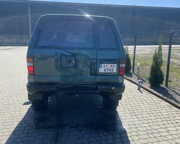 Зелений Ісузу Trooper, об'ємом двигуна 3.1 л та пробігом 190 тис. км за 7480 $, фото 4 на Automoto.ua