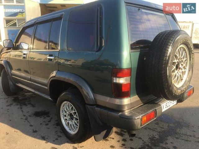 Зеленый Исузу Трупер, объемом двигателя 3.5 л и пробегом 200 тыс. км за 5300 $, фото 12 на Automoto.ua