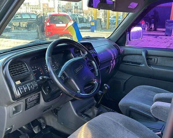 Зеленый Исузу Трупер, объемом двигателя 3.5 л и пробегом 200 тыс. км за 5300 $, фото 6 на Automoto.ua