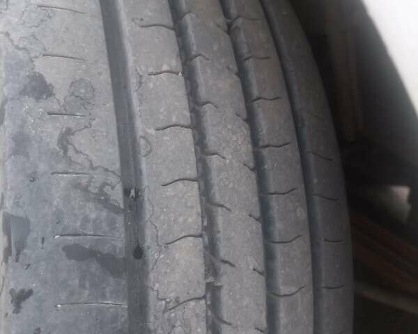 Белый Исузу Туркуаз, объемом двигателя 4.8 л и пробегом 330 тыс. км за 16500 $, фото 7 на Automoto.ua
