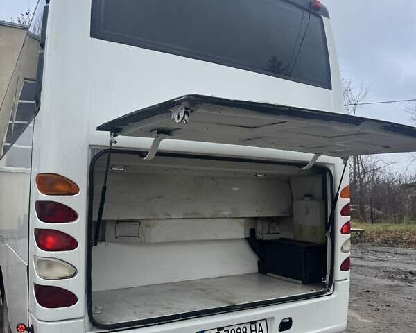 Білий Ісузу Turquoise, об'ємом двигуна 4.75 л та пробігом 250 тис. км за 19000 $, фото 8 на Automoto.ua