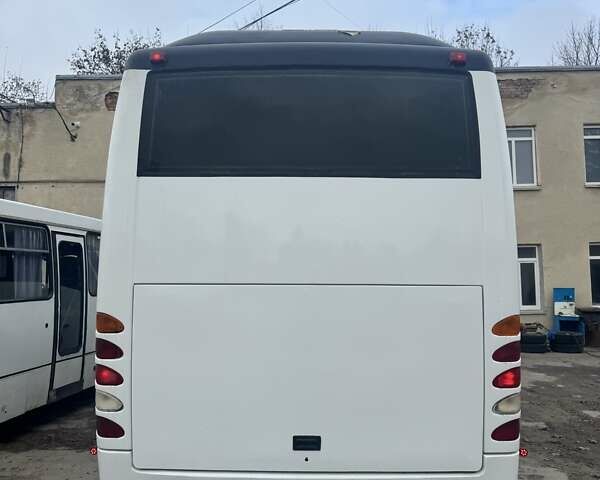 Білий Ісузу Turquoise, об'ємом двигуна 4.75 л та пробігом 250 тис. км за 19000 $, фото 5 на Automoto.ua