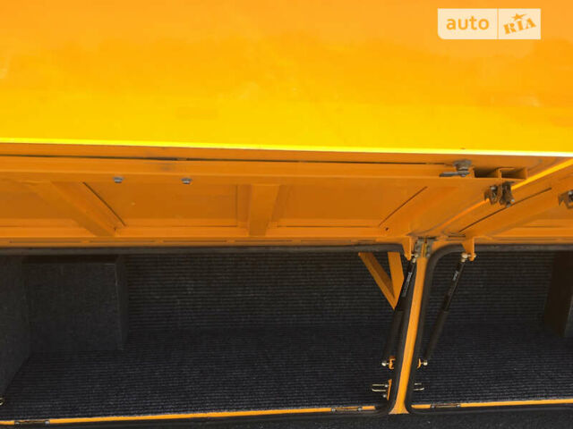 Жовтий Ісузу Turquoise, об'ємом двигуна 5.19 л та пробігом 212 тис. км за 56000 $, фото 9 на Automoto.ua