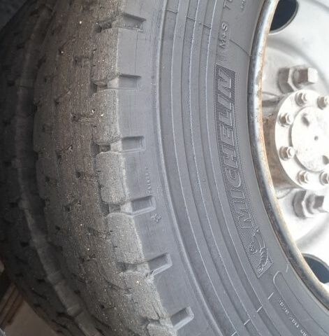 Исузу Другая, объемом двигателя 14.86 л и пробегом 0 тыс. км за 9900 $, фото 7 на Automoto.ua