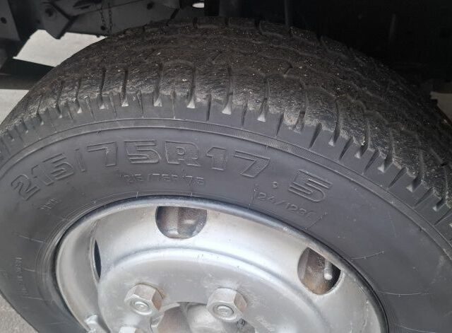 Исузу Другая, объемом двигателя 14.86 л и пробегом 0 тыс. км за 9900 $, фото 6 на Automoto.ua