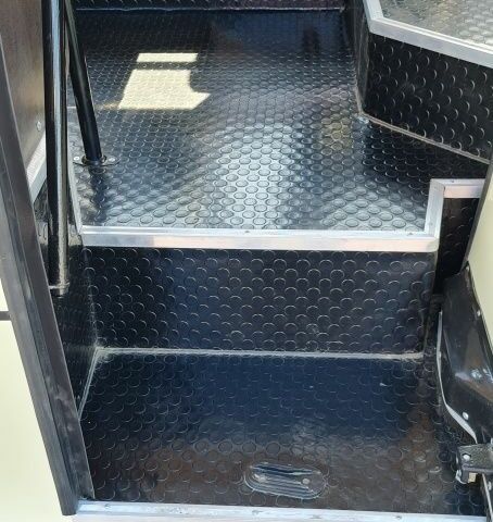 Исузу Другая, объемом двигателя 0 л и пробегом 0 тыс. км за 26000 $, фото 15 на Automoto.ua