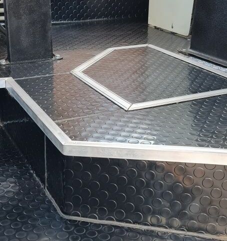 Исузу Другая, объемом двигателя 0 л и пробегом 0 тыс. км за 10712 $, фото 12 на Automoto.ua