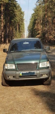 Зеленый Исузу Другая, объемом двигателя 3.5 л и пробегом 150 тыс. км за 5000 $, фото 1 на Automoto.ua