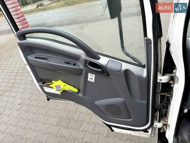 Исузу NRR, объемом двигателя 3 л и пробегом 236 тыс. км за 17999 $, фото 8 на Automoto.ua