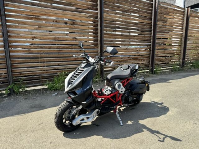 Италджет Драгстер, объемом двигателя 0.28 л и пробегом 0 тыс. км за 9300 $, фото 1 на Automoto.ua