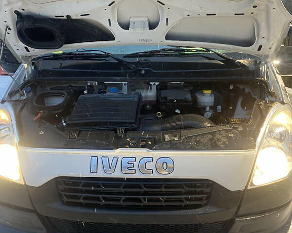 Белый Ивеко 35С13, объемом двигателя 2.3 л и пробегом 470 тыс. км за 12000 $, фото 6 на Automoto.ua
