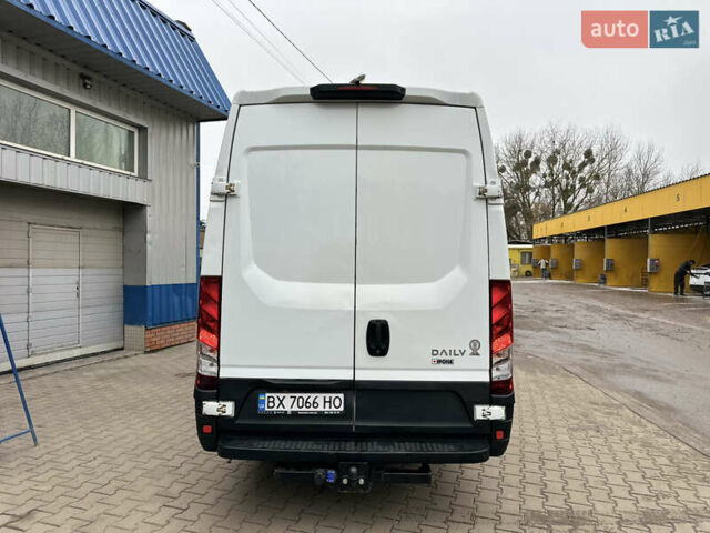 Белый Ивеко 35С13, объемом двигателя 2.29 л и пробегом 299 тыс. км за 12900 $, фото 5 на Automoto.ua