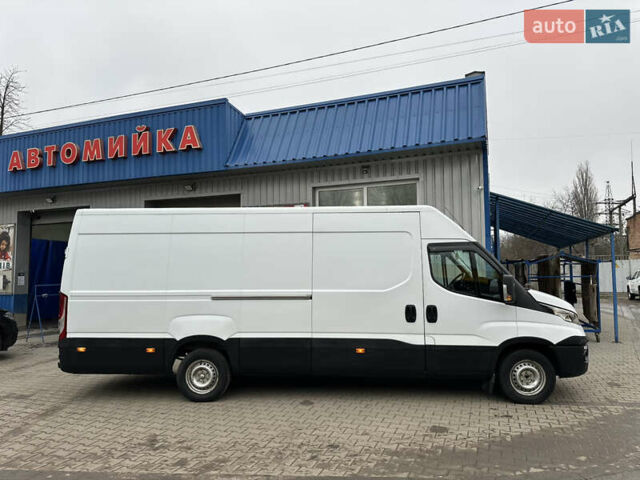 Белый Ивеко 35С13, объемом двигателя 2.29 л и пробегом 299 тыс. км за 12900 $, фото 3 на Automoto.ua