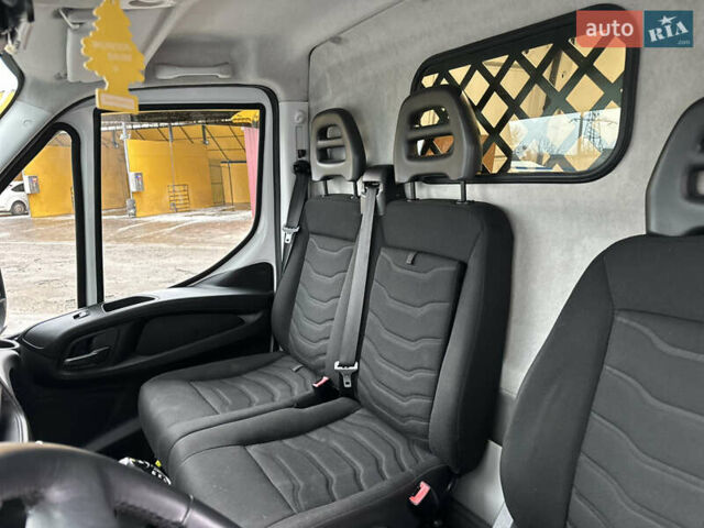 Белый Ивеко 35С13, объемом двигателя 2.29 л и пробегом 299 тыс. км за 12900 $, фото 13 на Automoto.ua