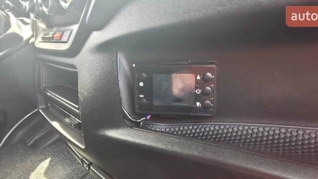Ивеко 35С13, объемом двигателя 3 л и пробегом 457 тыс. км за 27500 $, фото 2 на Automoto.ua