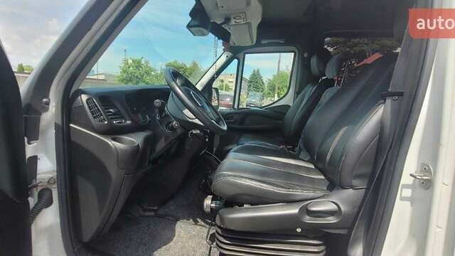 Ивеко 35С13, объемом двигателя 3 л и пробегом 457 тыс. км за 27500 $, фото 11 на Automoto.ua
