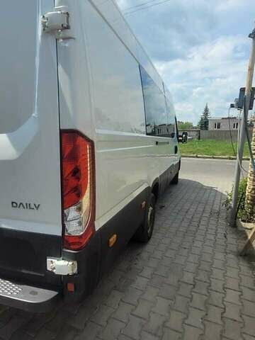 Ивеко 35С13, объемом двигателя 3 л и пробегом 457 тыс. км за 27500 $, фото 15 на Automoto.ua