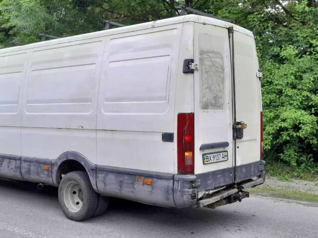 Белый Ивеко Дейли 4x4, объемом двигателя 2.8 л и пробегом 480 тыс. км за 2200 $, фото 4 на Automoto.ua