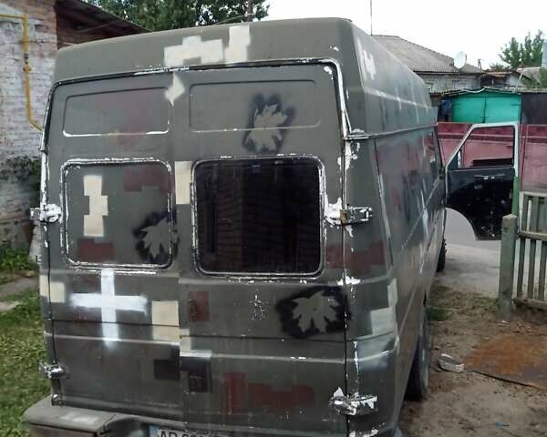 Белый Ивеко Дейли 4x4, объемом двигателя 2.8 л и пробегом 100 тыс. км за 2650 $, фото 2 на Automoto.ua