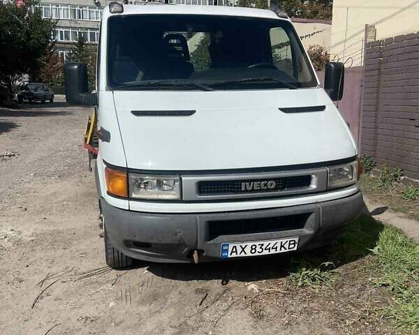 Белый Ивеко Дейли, объемом двигателя 2.8 л и пробегом 100 тыс. км за 11950 $, фото 12 на Automoto.ua