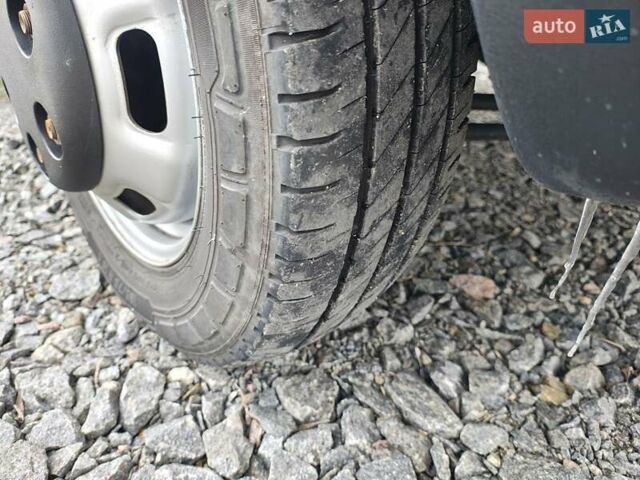 Белый Ивеко Дейли, объемом двигателя 3 л и пробегом 355 тыс. км за 21750 $, фото 16 на Automoto.ua