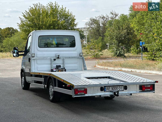 Білий Івеко Дейлі, об'ємом двигуна 3 л та пробігом 150 тис. км за 15500 $, фото 6 на Automoto.ua