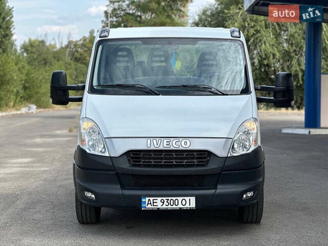 Білий Івеко Дейлі, об'ємом двигуна 3 л та пробігом 150 тис. км за 15500 $, фото 4 на Automoto.ua