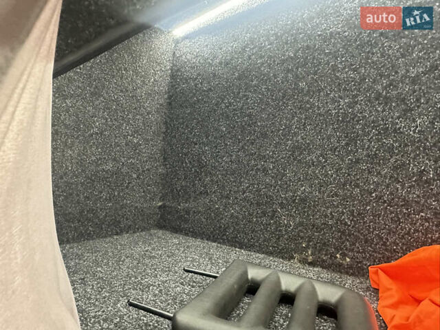 Ивеко Дейли 2014 в Житомире на Automoto.ua Белый Ивеко Дейли, объемом двигателя 2.29 л и пробегом 355 тыс. км за 16500 $, фото 26 на Automoto.ua