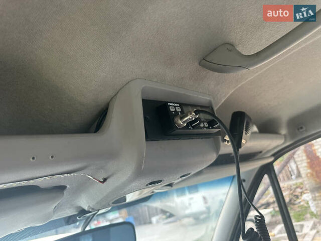 Белый Ивеко Дейли, объемом двигателя 3 л и пробегом 455 тыс. км за 18500 $, фото 6 на Automoto.ua