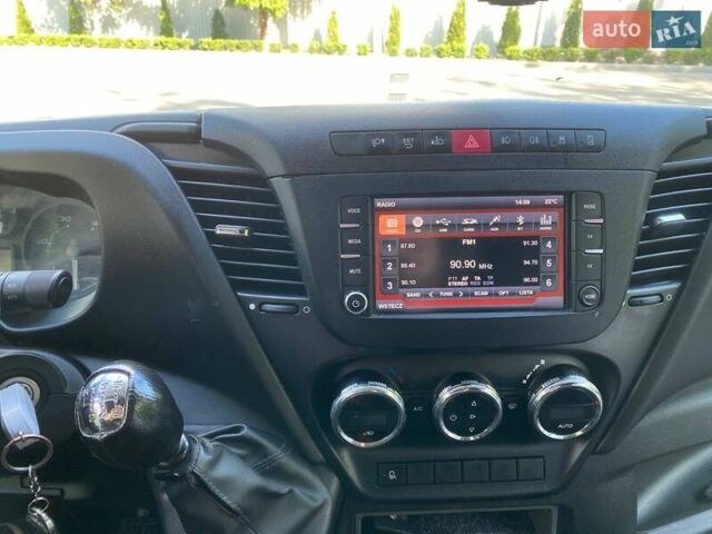 Белый Ивеко Дейли, объемом двигателя 3 л и пробегом 389 тыс. км за 21900 $, фото 16 на Automoto.ua