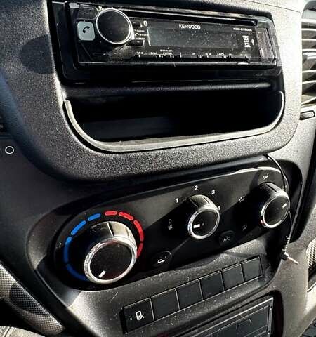 Білий Івеко Дейлі, об'ємом двигуна 3 л та пробігом 395 тис. км за 19500 $, фото 13 на Automoto.ua