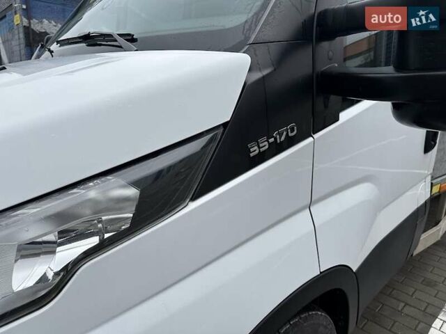 Белый Ивеко Дейли, объемом двигателя 3 л и пробегом 351 тыс. км за 26500 $, фото 13 на Automoto.ua