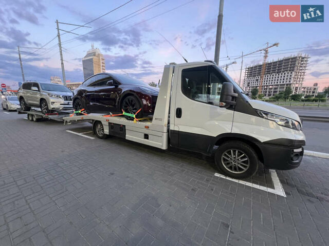 Белый Ивеко Дейли, объемом двигателя 3 л и пробегом 450 тыс. км за 26500 $, фото 1 на Automoto.ua