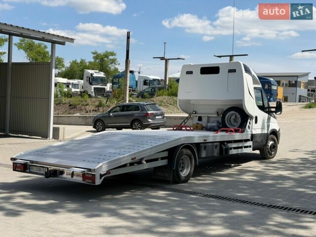 Белый Ивеко Дейли, объемом двигателя 3 л и пробегом 330 тыс. км за 36000 $, фото 1 на Automoto.ua