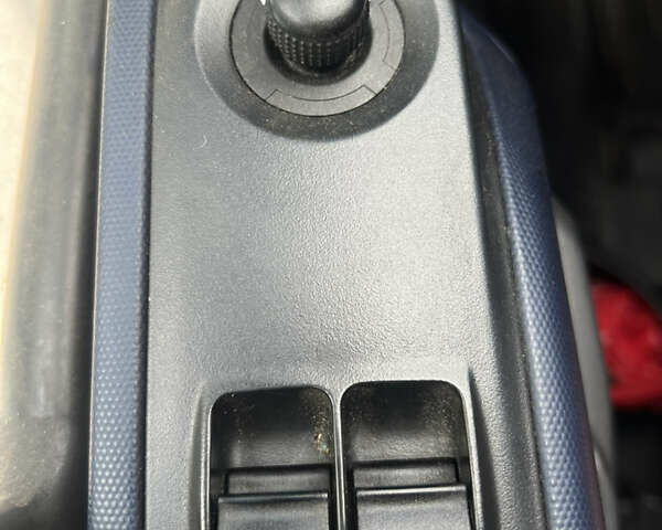 Белый Ивеко Дейли, объемом двигателя 3 л и пробегом 450 тыс. км за 25500 $, фото 21 на Automoto.ua