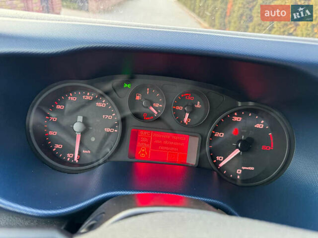 Белый Ивеко Дейли, объемом двигателя 3 л и пробегом 251 тыс. км за 37500 $, фото 19 на Automoto.ua