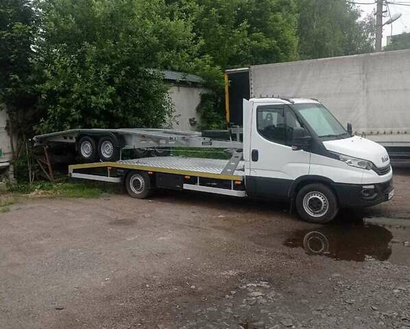 Белый Ивеко Дейли, объемом двигателя 3 л и пробегом 320 тыс. км за 25500 $, фото 3 на Automoto.ua