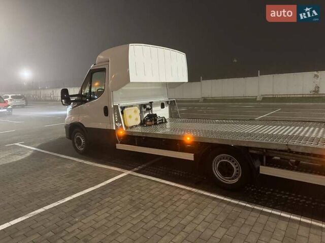 Білий Івеко Дейлі, об'ємом двигуна 2.29 л та пробігом 341 тис. км за 32000 $, фото 4 на Automoto.ua