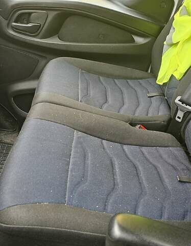 Белый Ивеко Дейли, объемом двигателя 3 л и пробегом 320 тыс. км за 25500 $, фото 7 на Automoto.ua