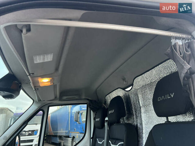 Белый Ивеко Дейли, объемом двигателя 3 л и пробегом 626 тыс. км за 27000 $, фото 17 на Automoto.ua