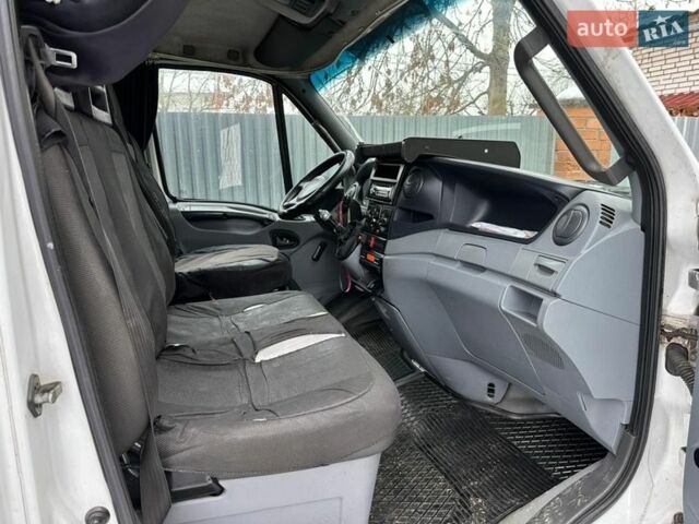 Белый Ивеко Дейли, объемом двигателя 3 л и пробегом 840 тыс. км за 15000 $, фото 8 на Automoto.ua