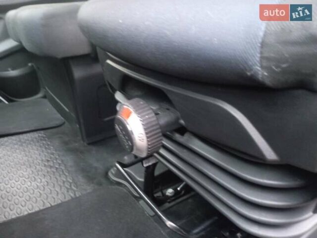 Белый Ивеко Дейли, объемом двигателя 30 л и пробегом 183 тыс. км за 21000 $, фото 12 на Automoto.ua